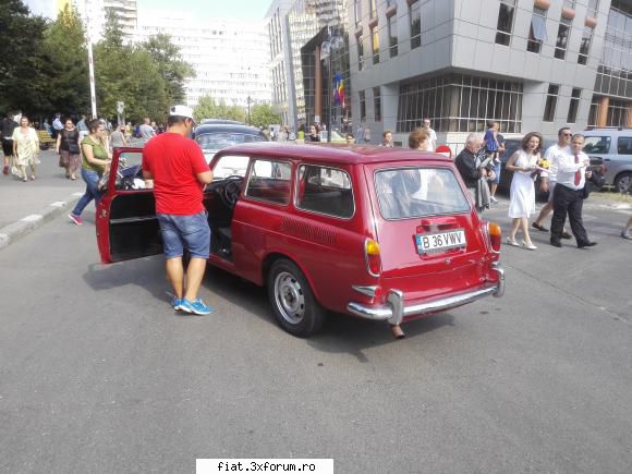 Frumuseti surprinse in trafic - mihai29 - Classic corner