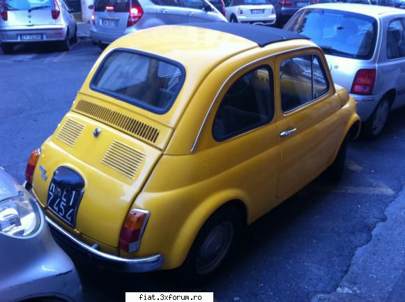Frumuseti surprinse in trafic - Cristi7 - Classic corner