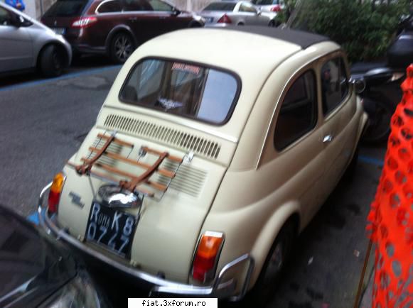 Frumuseti surprinse in trafic - Cristi7 - Classic corner