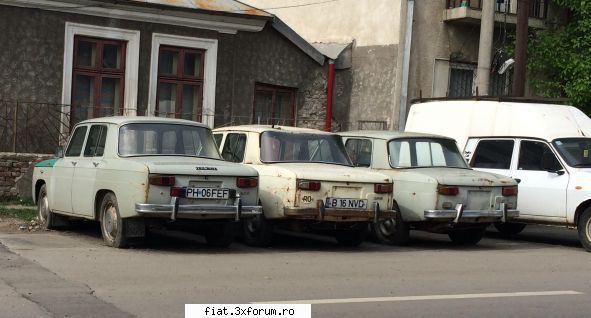 Frumuseti surprinse in trafic - Cristi7 - Classic corner