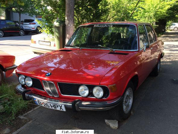 Frumuseti surprinse in trafic - Un model de BMW mai rar pe la noi - Classic corner
