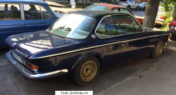 Frumuseti surprinse in trafic - Cristi7 - Classic corner