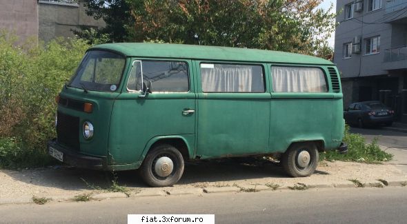 Frumuseti surprinse in trafic - Cristi7 - Classic corner