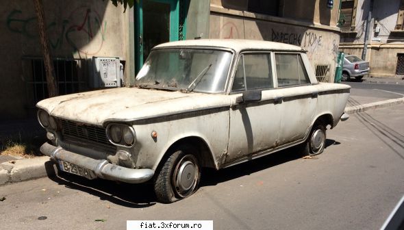 Frumuseti surprinse in trafic - Cristi7 - Classic corner