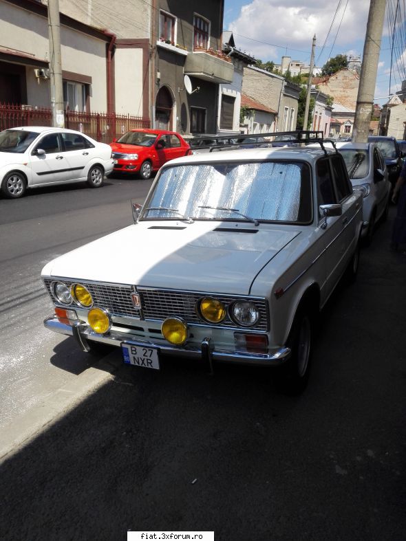 Frumuseti surprinse in trafic - mihai29 - Classic corner