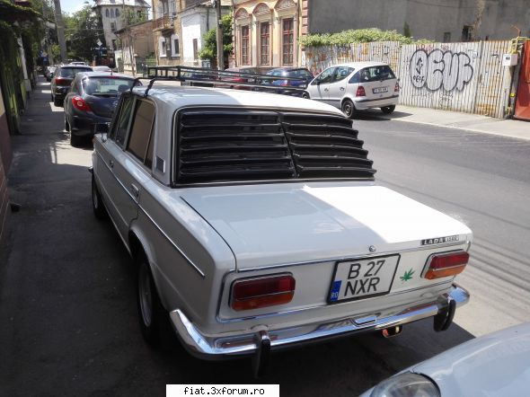 Frumuseti surprinse in trafic - mihai29 - Classic corner