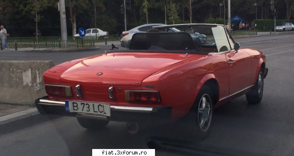 Frumuseti surprinse in trafic - Un Fietel superb!😉 - Classic corner