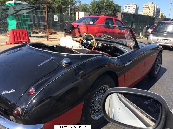 Frumuseti surprinse in trafic - Cristi7 - Classic corner