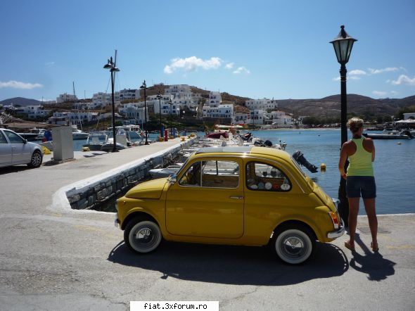 Frumuseti surprinse in trafic - lateral.... doamna din poza nu se ia in - Classic corner
