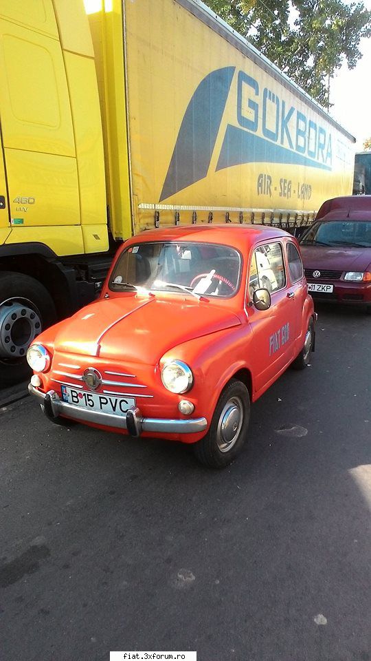 Frumuseti surprinse in trafic - albertobu - Classic corner