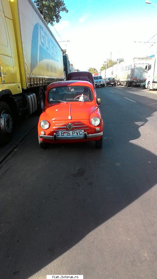 Frumuseti surprinse in trafic - albertobu - Classic corner