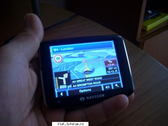 GPS micut - NAVIGON Canada 310 - Garmin Company Vand un GPS - Anunturi