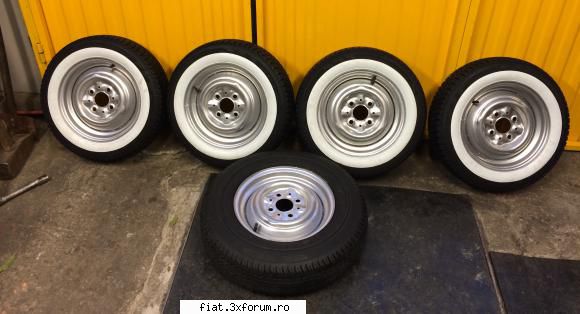 Jante Fiat 850 - V�nd roti complete Fiat 850 in stare impecabila - Bursa