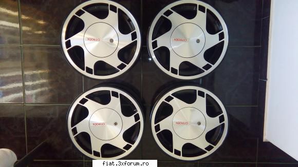 jante aliaj , clasice cu 3 orificii . sunt  fabricate in 1989 .
 sunt cu  :  oltcit ,  citroen  saxo