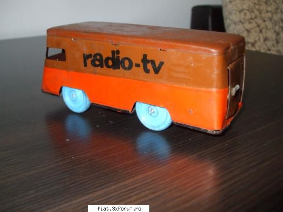 Jucarii Tabla sau Plastic (RO, DDR, USSR, Japonia, China) - Am vulcanizat si eu TV-ul - Classic corner