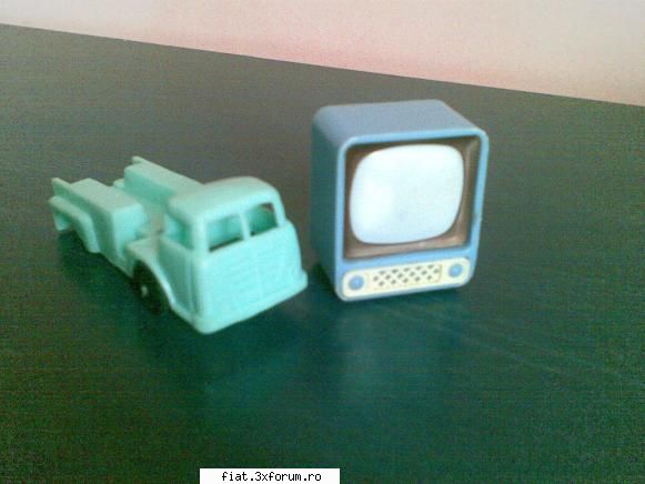 Jucarii Tabla sau Plastic (RO, DDR, USSR, Japonia, China) - aceste doua jucarii se vor dona - Classic corner