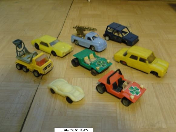 Jucarii Tabla sau Plastic (RO, DDR, USSR, Japonia, China) - Chiar am cautat azi masinuta 1 - Classic corner