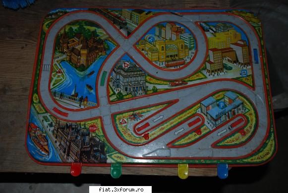 Jucarii Tabla sau Plastic (RO, DDR, USSR, Japonia, China) - Tabla veche pentru masinute - Classic corner