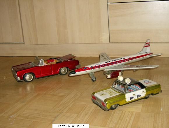 Jucarii Tabla sau Plastic (RO, DDR, USSR, Japonia, China) - Ii promisesem de ceva timp lui - Classic corner