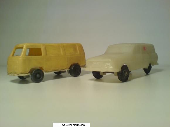 Jucarii Tabla sau Plastic (RO, DDR, USSR, Japonia, China) - Aveam o restanta si la mister - Classic corner