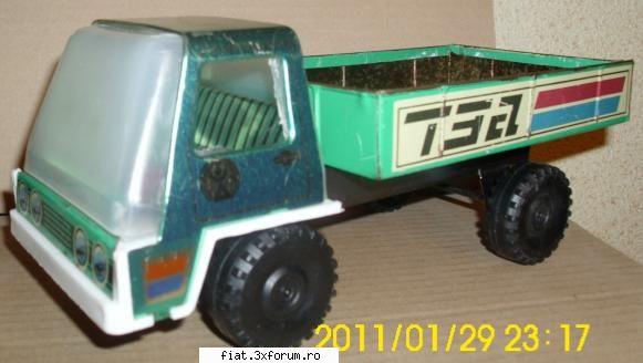Jucarii Tabla sau Plastic (RO, DDR, USSR, Japonia, China) - De vanzare sau la schimb camion - Classic corner