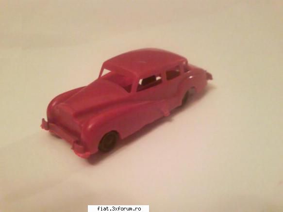 Jucarii Tabla sau Plastic (RO, DDR, USSR, Japonia, China) - si poza cu Rolls Royce : NU SE - Classic corner