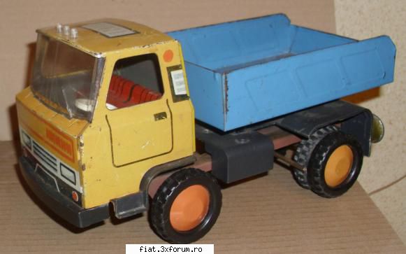Jucarii Tabla sau Plastic (RO, DDR, USSR, Japonia, China) - De vanzare camion rusesc mare - Classic corner