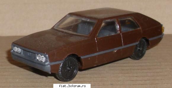 Jucarii Tabla sau Plastic (RO, DDR, USSR, Japonia, China) - Fiat Polonez FSO, fabricat de - Classic corner
