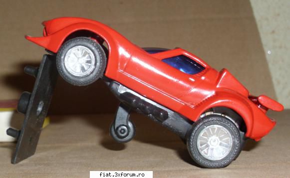 Jucarii Tabla sau Plastic (RO, DDR, USSR, Japonia, China) - nuculetul - Classic corner