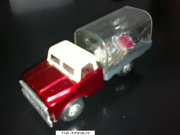 Jucarii Tabla sau Plastic (RO, DDR, USSR, Japonia, China) - Camion cu pui (China) - Classic corner