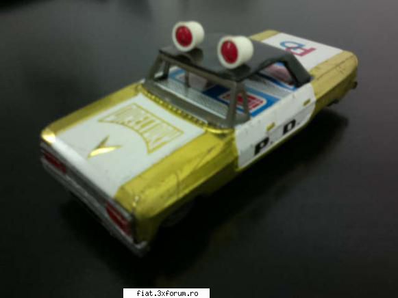 Jucarii Tabla sau Plastic (RO, DDR, USSR, Japonia, China) - Masina politie MF 218 - Classic corner