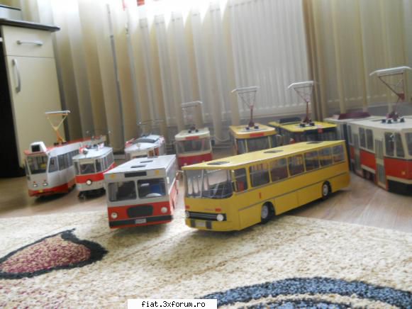 Jucarii Tabla sau Plastic (RO, DDR, USSR, Japonia, China) - Vand autobuze Ikarus confectionat - Classic corner