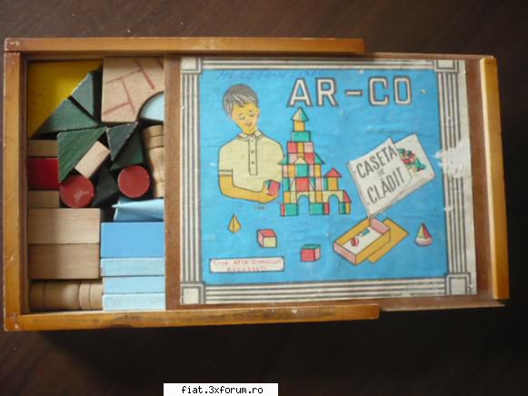 Jucarii Tabla sau Plastic (RO, DDR, USSR, Japonia, China) - Joc romanesc de construit (piese - Classic corner