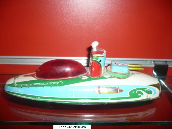 Jucarii Tabla sau Plastic (RO, DDR, USSR, Japonia, China) - submarien metal , stare F buna - Classic corner