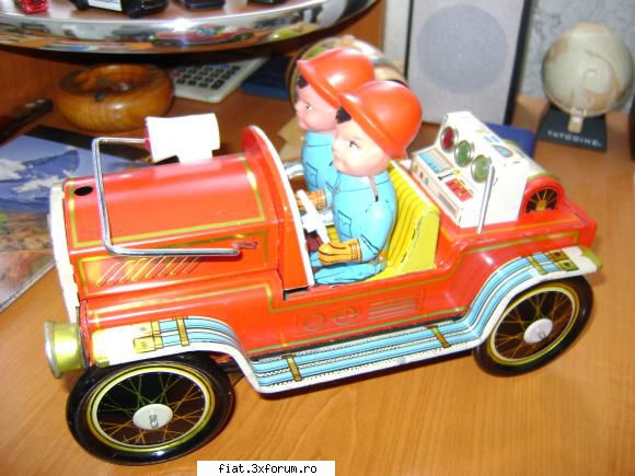 Jucarii Tabla sau Plastic (RO, DDR, USSR, Japonia, China) - de vanzare masinuta pompieri cu - Classic corner