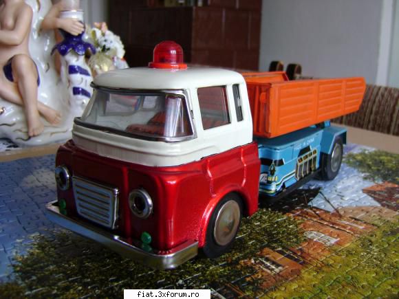 Jucarii Tabla sau Plastic (RO, DDR, USSR, Japonia, China) - De vanzare camion 80 ron cu - Classic corner