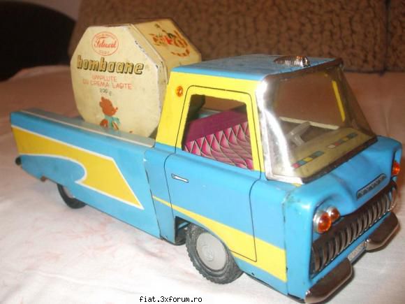 Jucarii Tabla sau Plastic (RO, DDR, USSR, Japonia, China) - Va mai incant privirea cu doua - Classic corner