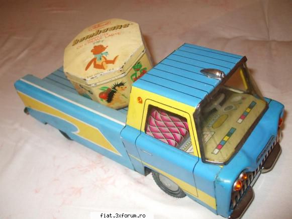 Jucarii Tabla sau Plastic (RO, DDR, USSR, Japonia, China) - Furgoneta intr-o stare - Classic corner