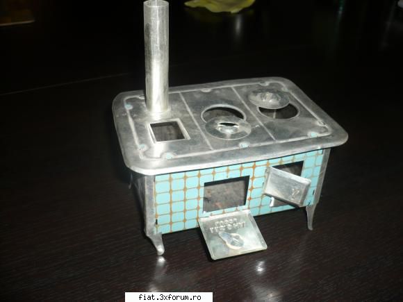 Jucarii Tabla sau Plastic (RO, DDR, USSR, Japonia, China) - dulapulcujucarii - Classic corner