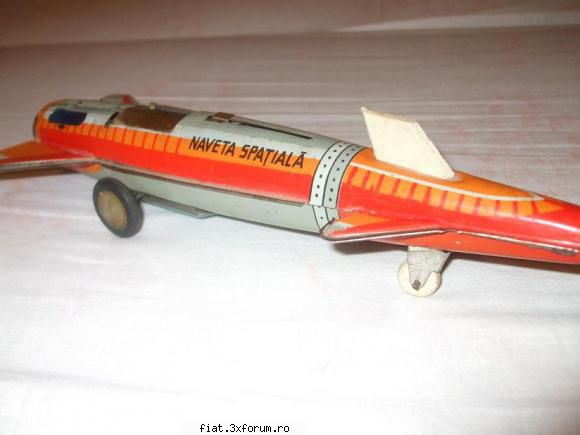 Jucarii Tabla sau Plastic (RO, DDR, USSR, Japonia, China) - Ultima noutate NAVETA SPATIALA - Classic corner