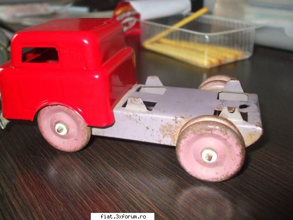 Jucarii Tabla sau Plastic (RO, DDR, USSR, Japonia, China) - camion din anii 60 o bijuterie - Classic corner