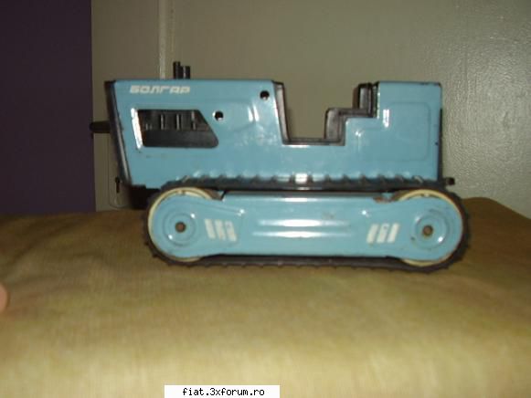 Jucarii Tabla sau Plastic (RO, DDR, USSR, Japonia, China) - Buldozer rusesc din 72 (o - Classic corner