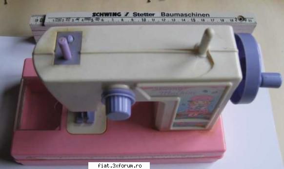 Jucarii Tabla sau Plastic (RO, DDR, USSR, Japonia, China) - Jucarie masinuta de cusut - Classic corner