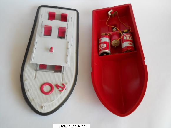 Jucarii Tabla sau Plastic (RO, DDR, USSR, Japonia, China) - Salupa romaneasca ,,PESCARUS'' - Classic corner