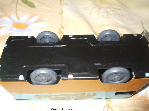 Jucarii Tabla sau Plastic (RO, DDR, USSR, Japonia, China) - burta si rotile TV-ului ZERO KM - Classic corner