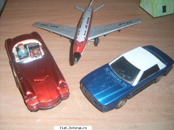 Jucarii Tabla sau Plastic (RO, DDR, USSR, Japonia, China) - Livrarea se plateste separat - Classic corner