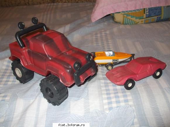 Jucarii Tabla sau Plastic (RO, DDR, USSR, Japonia, China) - lot de 3 masinute - 35 lei Jeep - Classic corner