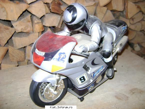 Jucarii Tabla sau Plastic (RO, DDR, USSR, Japonia, China) - motociclist stare buna - Classic corner