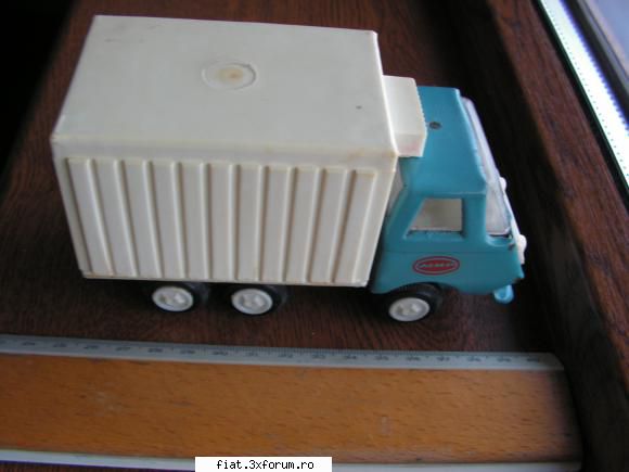 Jucarii Tabla sau Plastic (RO, DDR, USSR, Japonia, China) - Se da lotul din imaginile de mai - Classic corner