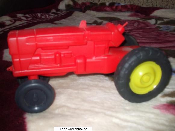 Jucarii Tabla sau Plastic (RO, DDR, USSR, Japonia, China) - tractor romanesc incomplet 30 lei - Classic corner
